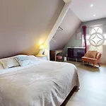 펜션 La Clef Decamp Domaine De Lalie 20pers Piscine Tennis, 8min Saint-Planchers