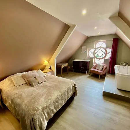 Villa Domaine De Lalie 20pers Piscine Tennis, 8min Saint-Planchers