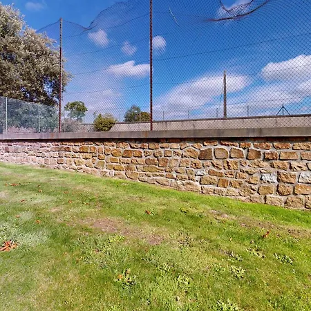 Дом отдыха Domaine De Lalie 20pers Piscine Tennis, 8min Saint-Planchers