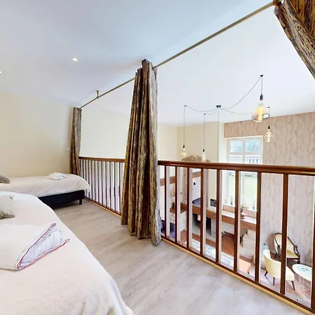 Дом отдыха Domaine De Lalie 20pers Piscine Tennis, 8min *