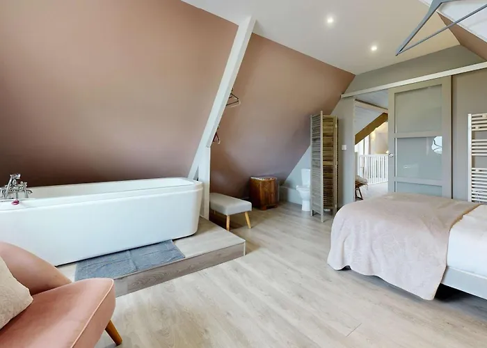 La Clef Decamp Domaine De Lalie 20pers Piscine Tennis, 8min Saint-Planchers